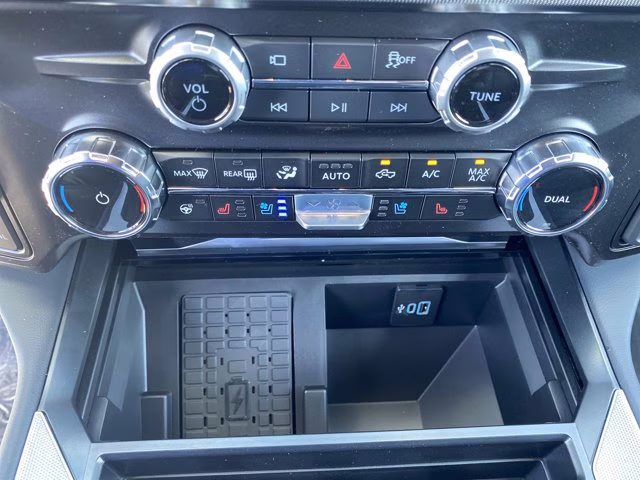 2026 Glacier Gray Metallic Tri-Coat Ford Super Duty F-250 SRW Platinum 4X4 Truck