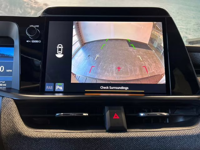 2026 Crystal White Pearl Subaru Outback Premium AWD SUV