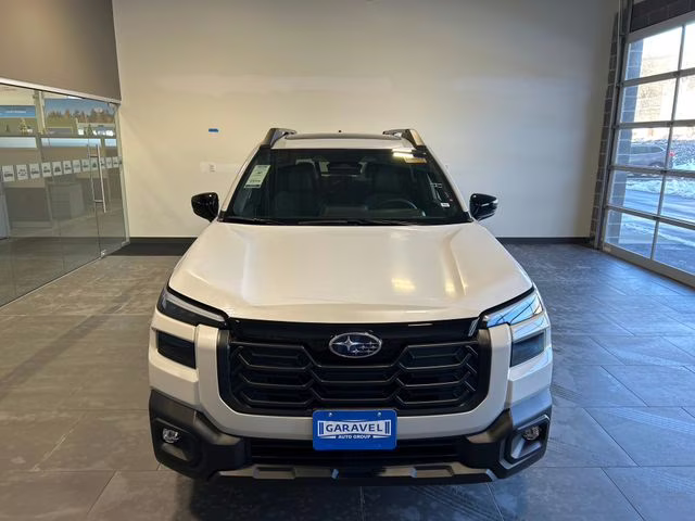 2026 Crystal White Pearl Subaru Outback Premium AWD SUV