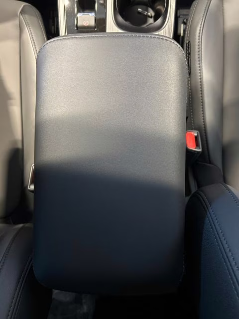 2026 Crystal White Pearl Subaru Outback Premium AWD SUV