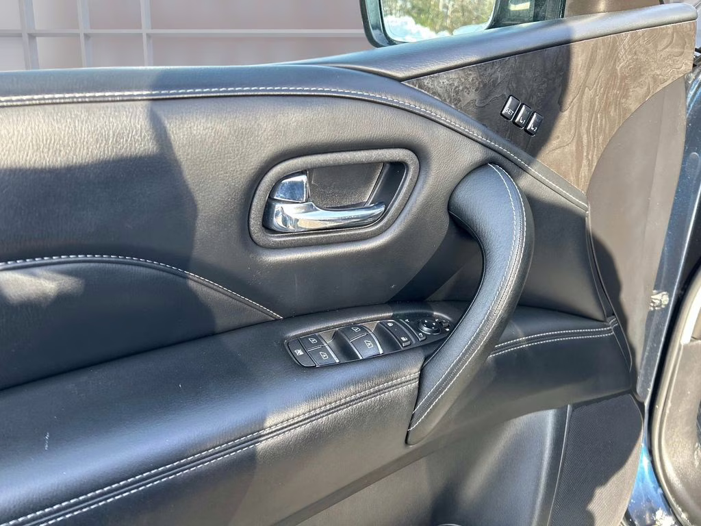 2024 Hermosa Blue INFINITI QX80 LUXE 4X4 SUV