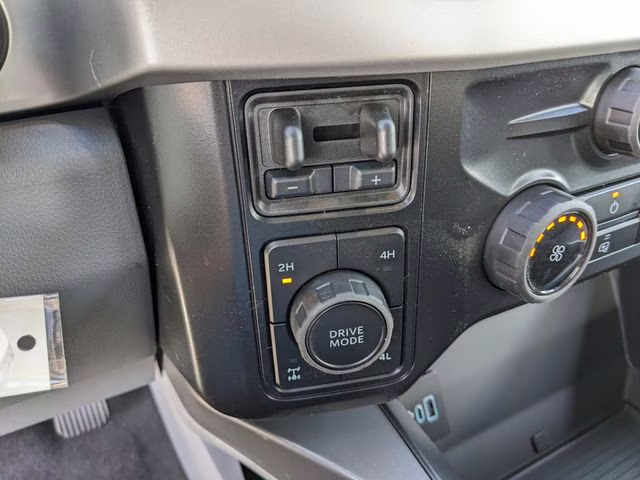 2026 Oxford White Ford Super Duty F-350 SRW XLT 4X4 Truck