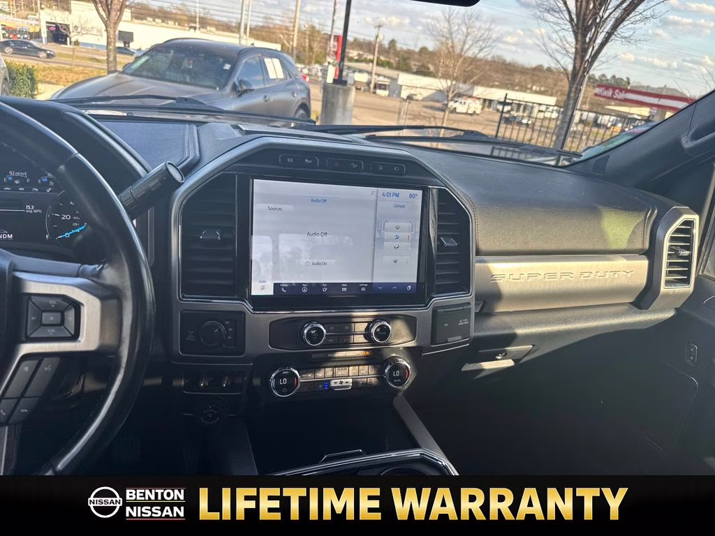 2022 Black Ford Super Duty F-250 SRW Platinum 4X4 Truck