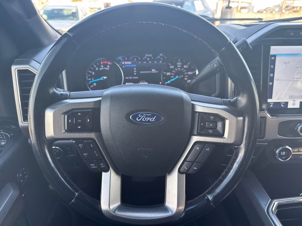 2022 Black Ford Super Duty F-250 SRW Platinum 4X4 Truck