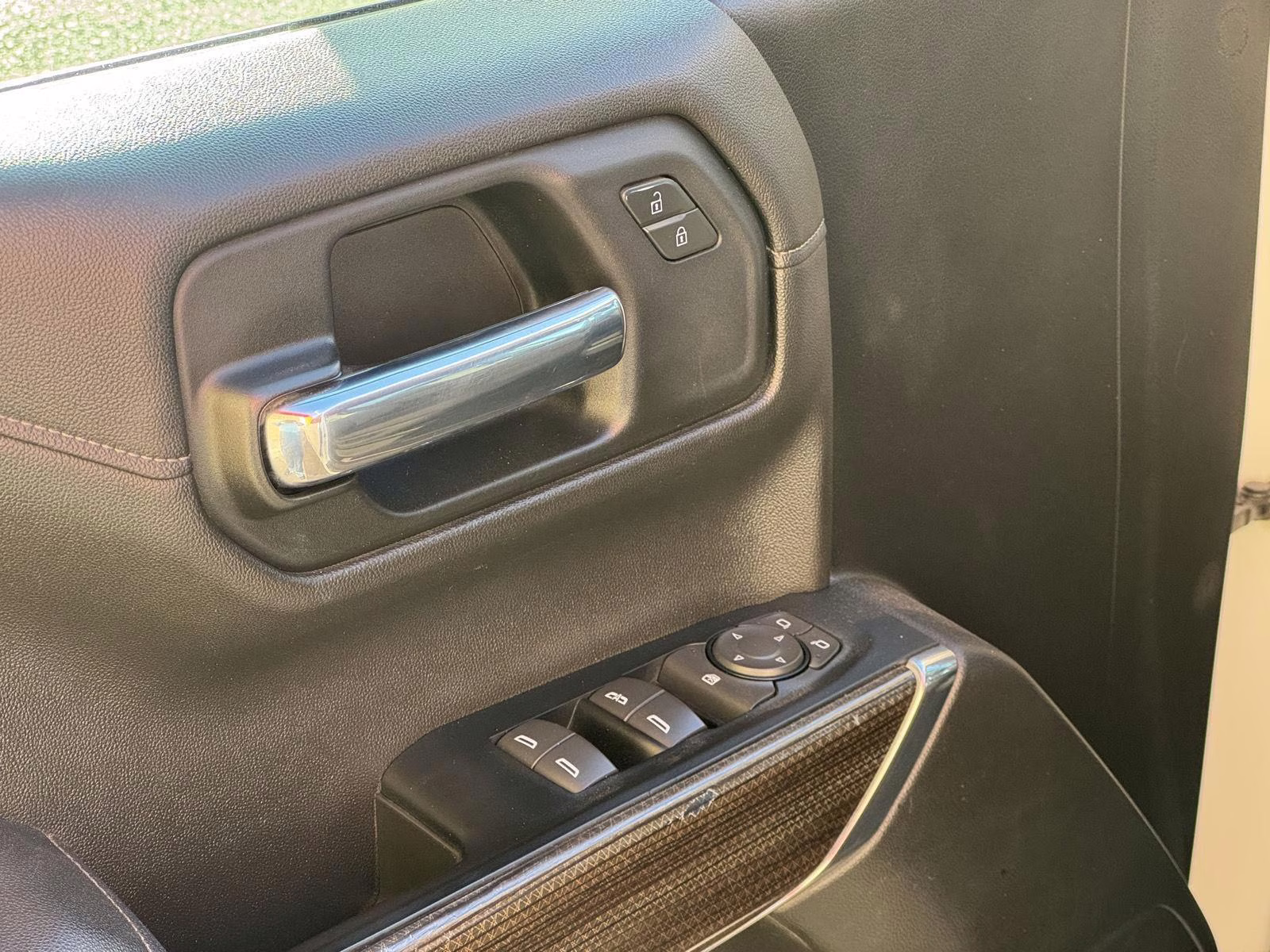 2022 Summit White Chevrolet Silverado 1500 LTD LT 4X4 Truck