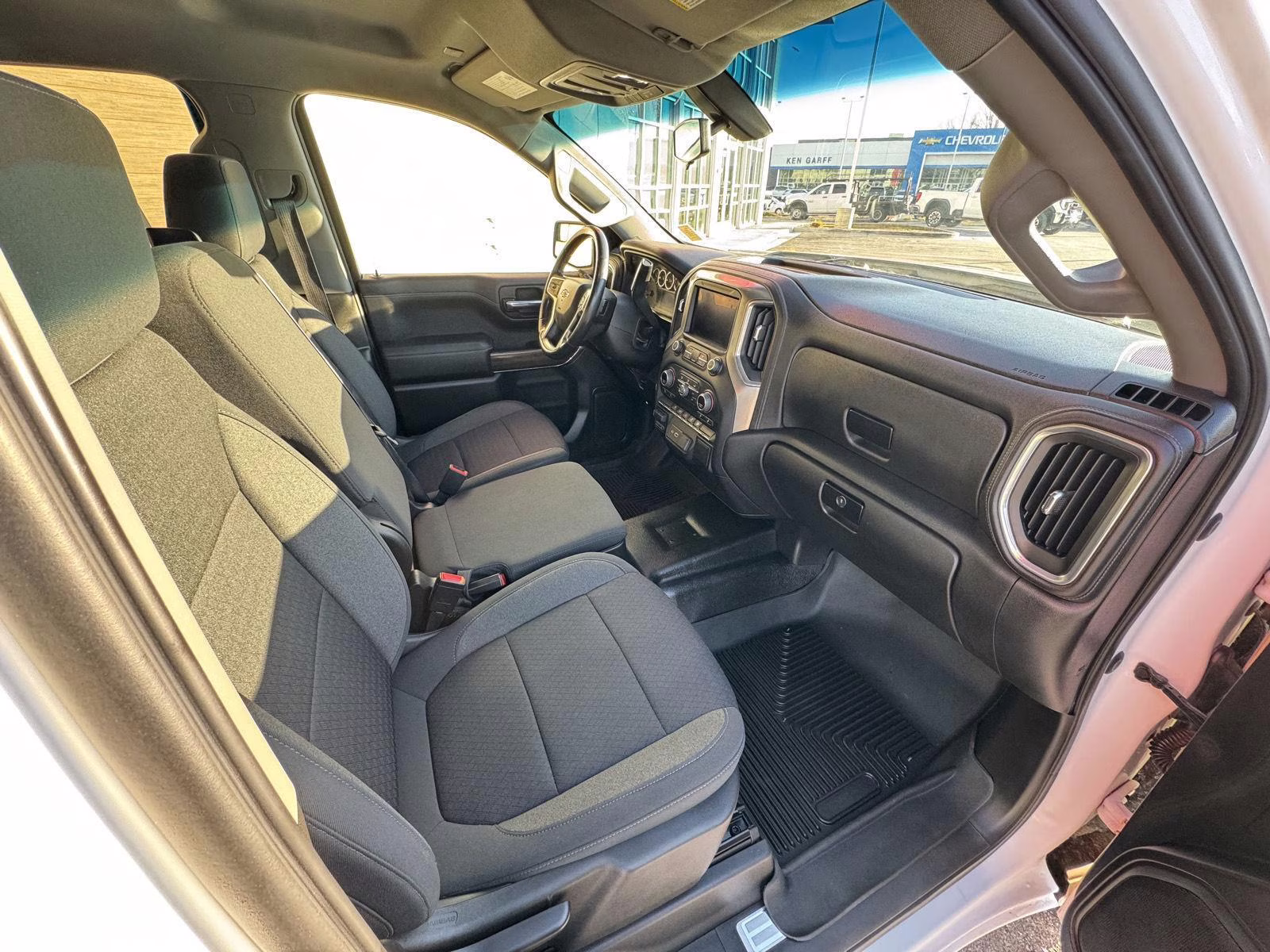 2022 Summit White Chevrolet Silverado 1500 LTD LT 4X4 Truck