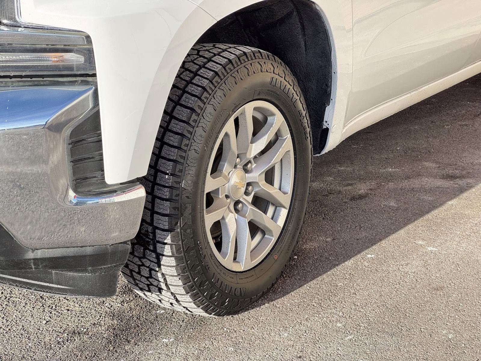 2022 Summit White Chevrolet Silverado 1500 LTD LT 4X4 Truck