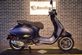 2026 Vespa Primavera 150 Tech Motorcycle
