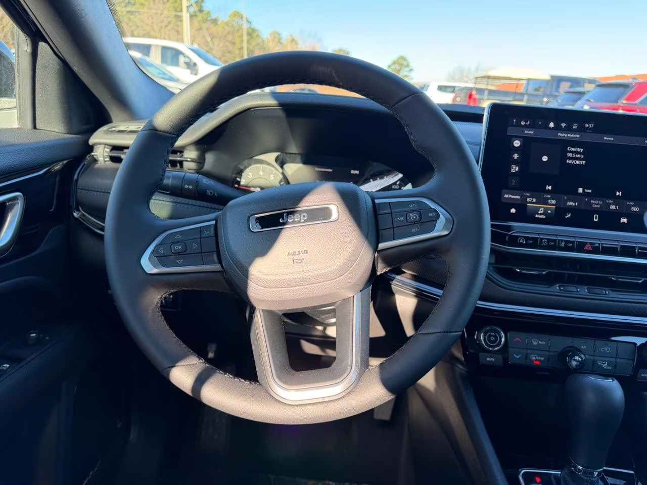 2026 Diamond Black Crystal Pearlcoat Jeep Compass Latitude 4X4 SUV