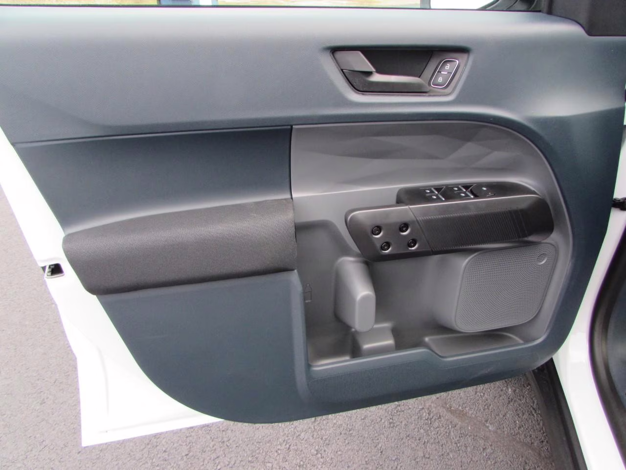 2026 Oxford White Ford Maverick XL AWD Truck