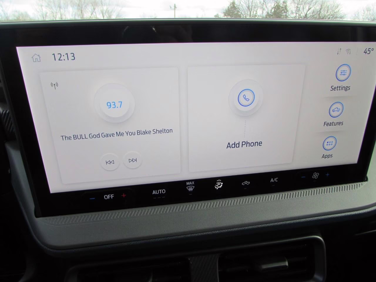 2026 Oxford White Ford Maverick XL AWD Truck