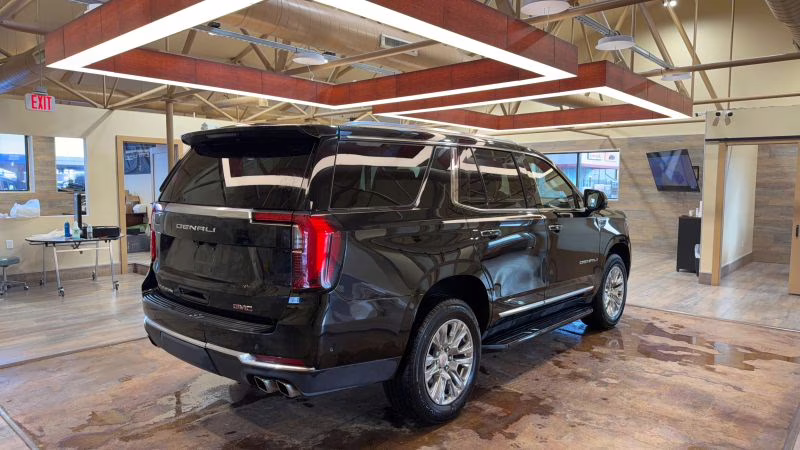 2025 Onyx Black GMC Yukon Denali Sport Utility 4D 4X4 SUV