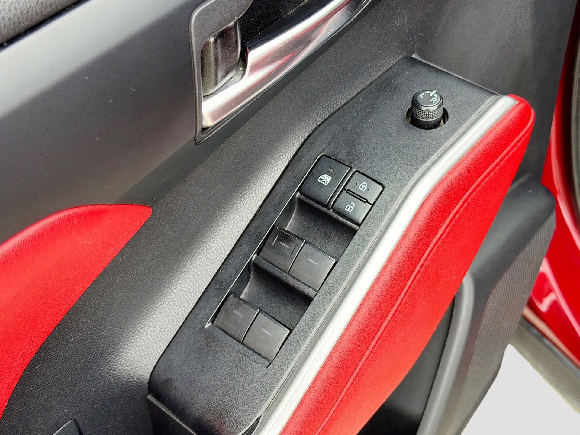 2021 Ruby Flare Pearl Toyota Highlander XSE FWD SUV