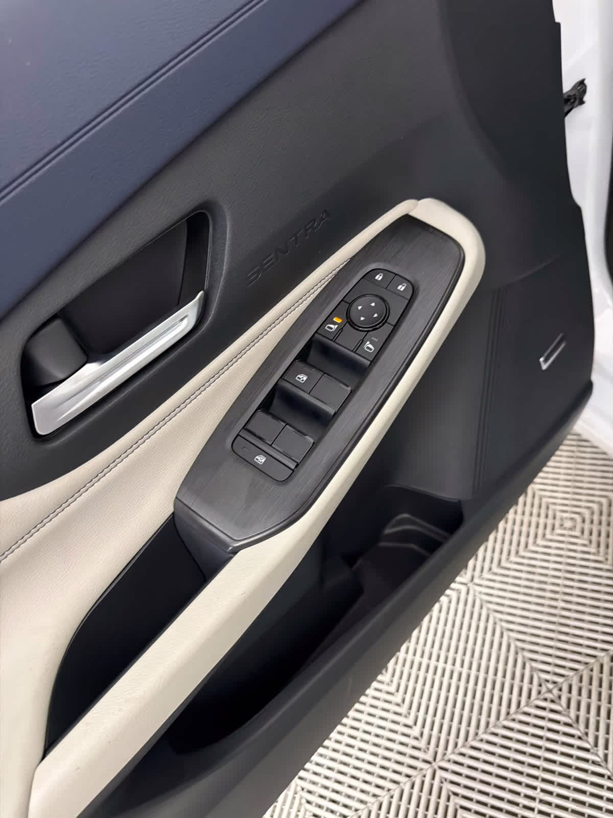 2026 Aspen White Tricoat Nissan Sentra SL FWD Sedan