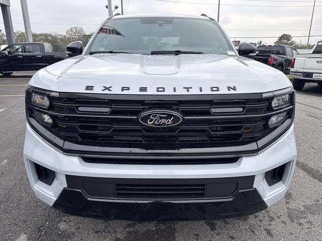 2026 Silver Metallic Ford Expedition Platinum 4X4 SUV