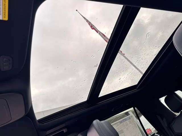 2026 Silver Metallic Ford Expedition Platinum 4X4 SUV