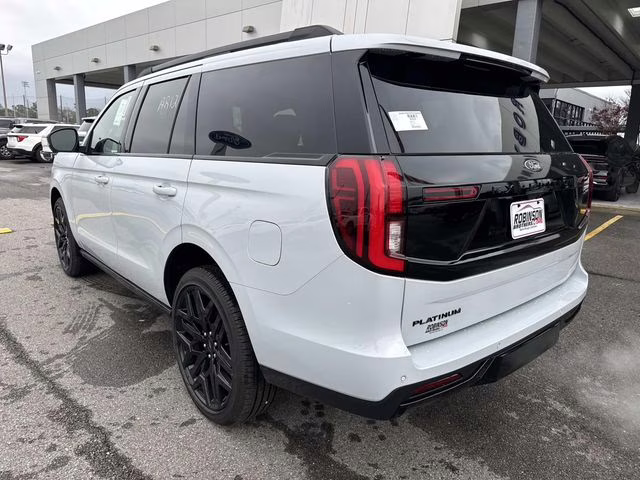 2026 Silver Metallic Ford Expedition Platinum 4X4 SUV