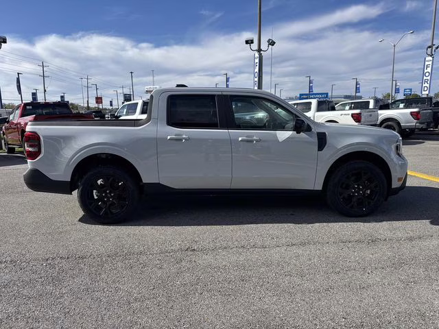 2026 White Metallic Ford Maverick Lariat AWD Truck