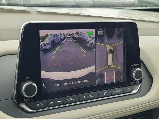 2026 White Pearl Nissan Rogue SV FWD SUV