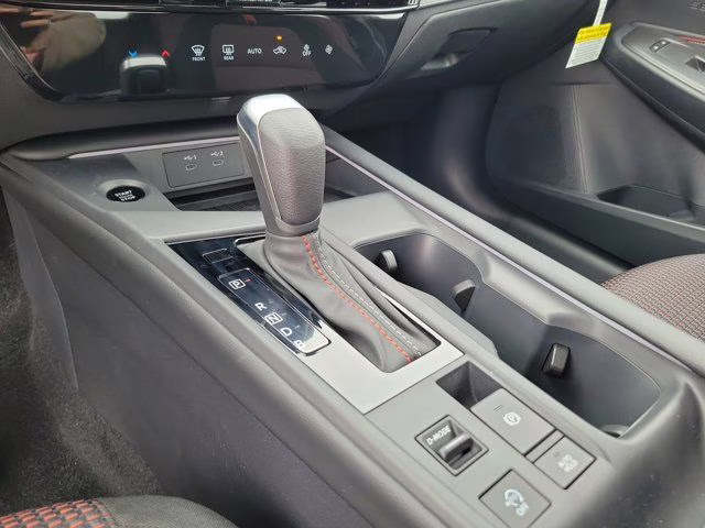 2026 Atlantic Gray/Super Black Nissan Sentra SR FWD Sedan
