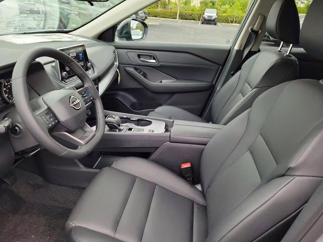 2026 Boulder Gray Pearl Nissan Rogue SV FWD SUV