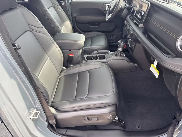 2026 Anvil Clearcoat Jeep Wrangler Sahara 4X4 Convertible