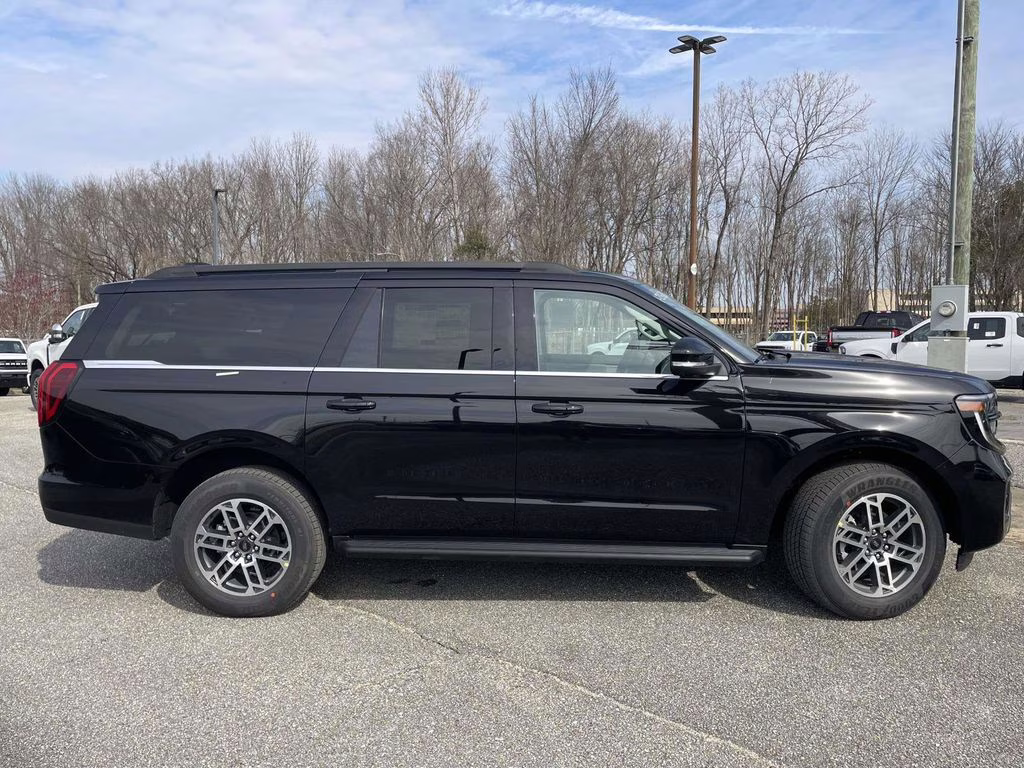 2026 Agate Black Metallic Ford Expedition Max Active RWD SUV
