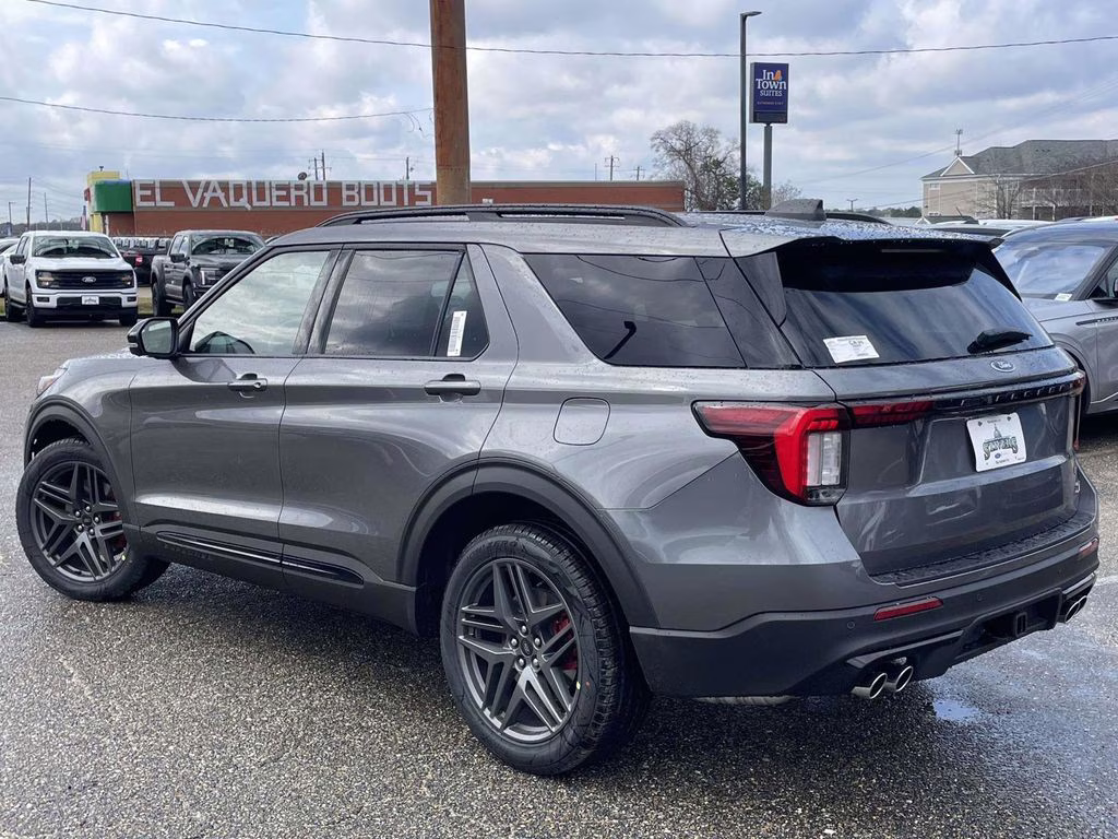 2026 Carbonized Gray Metallic Ford Explorer ST 4X4 SUV