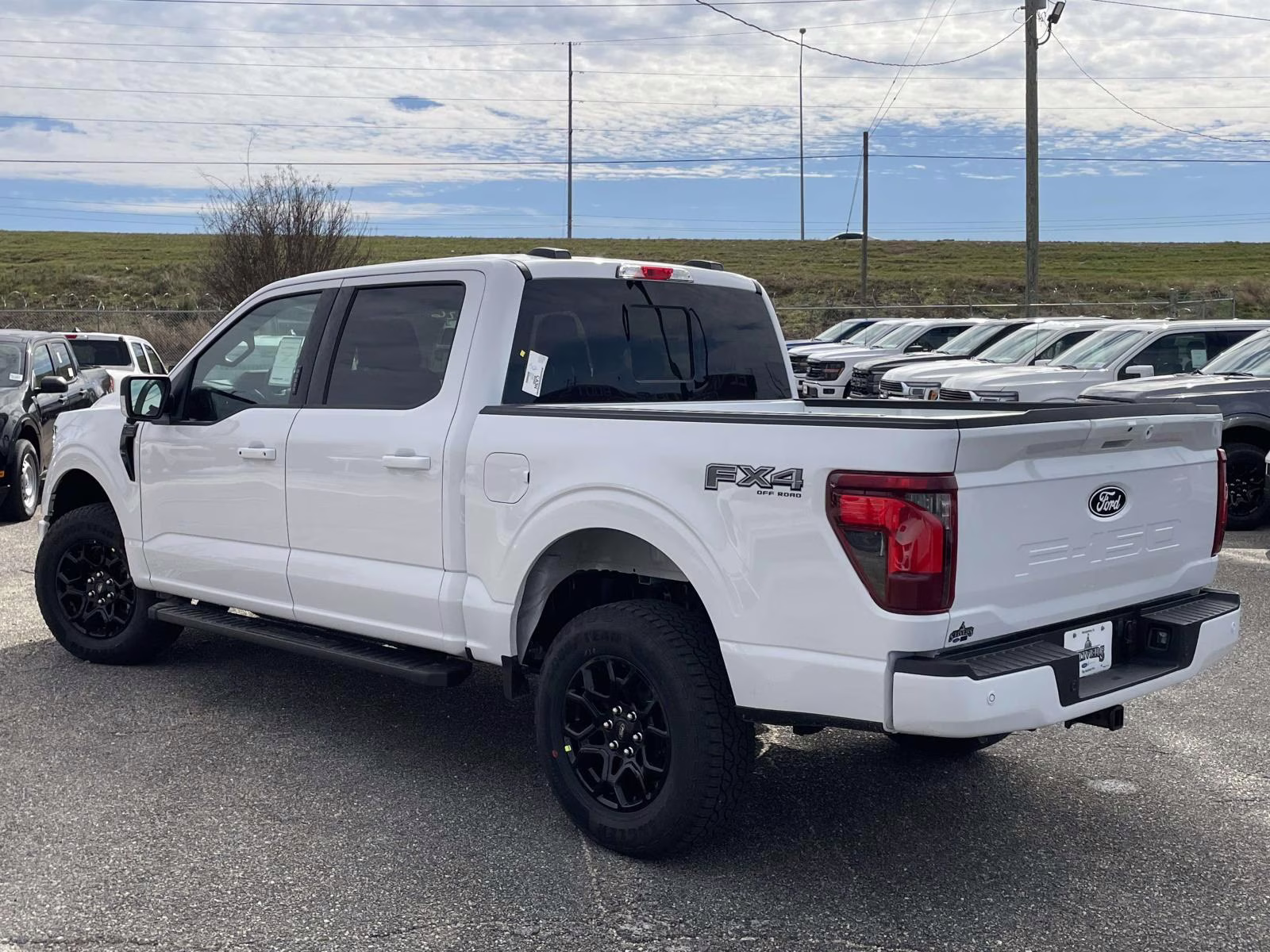 2026 Oxford White Ford F-150 XLT 4X4 Truck