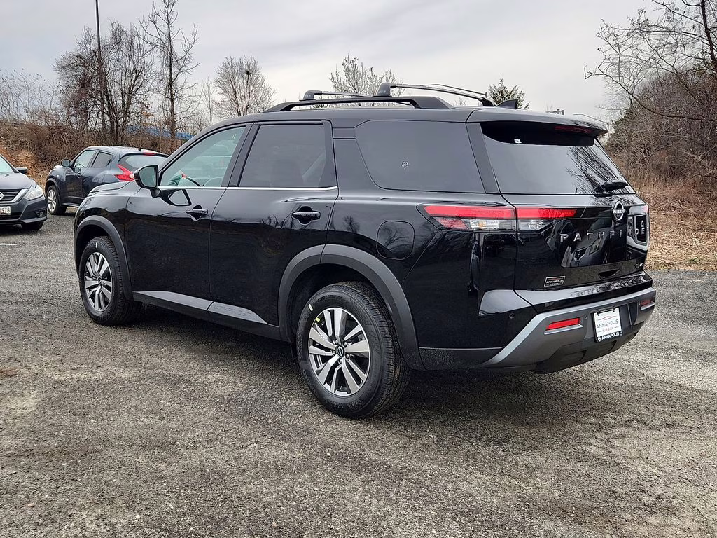 2026 Super Black Nissan Pathfinder SL 4X4 SUV