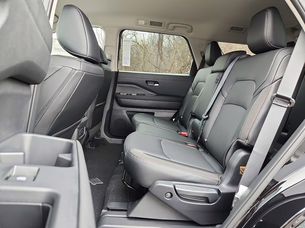 2026 Super Black Nissan Pathfinder SL 4X4 SUV