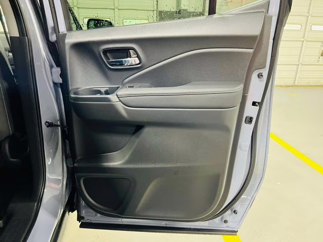 2026 Sonic Gray Pearl Honda Ridgeline RTL AWD Truck