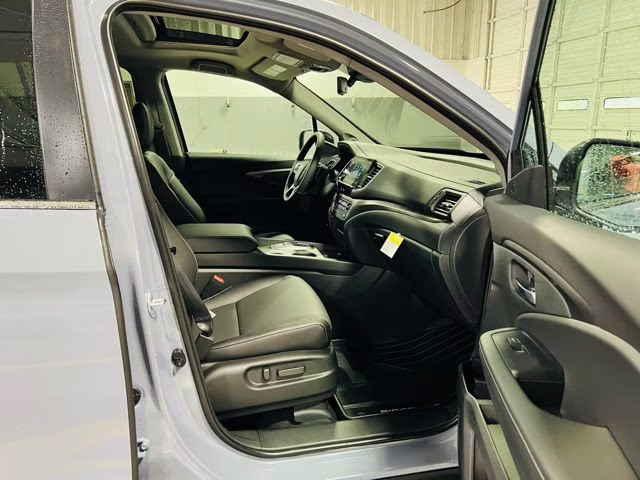 2026 Sonic Gray Pearl Honda Ridgeline RTL AWD Truck