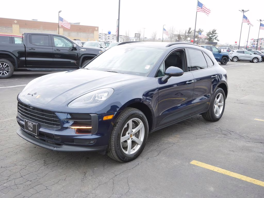 2021 Sapphire Blue Metallic Porsche Macan Base AWD SUV
