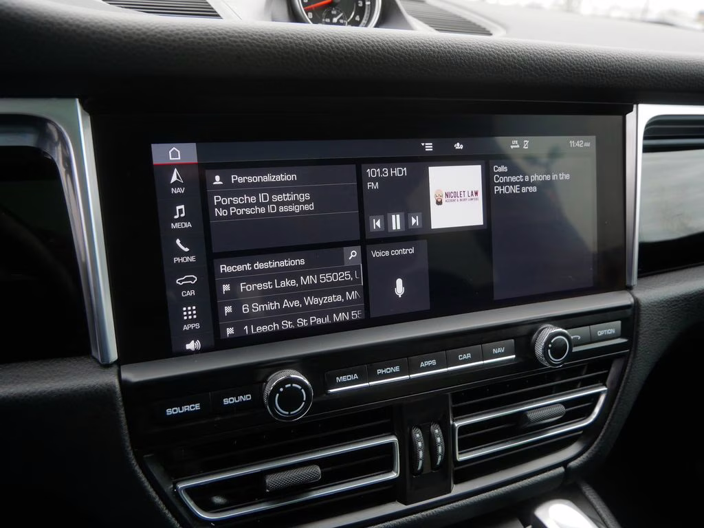 2021 Sapphire Blue Metallic Porsche Macan Base AWD SUV