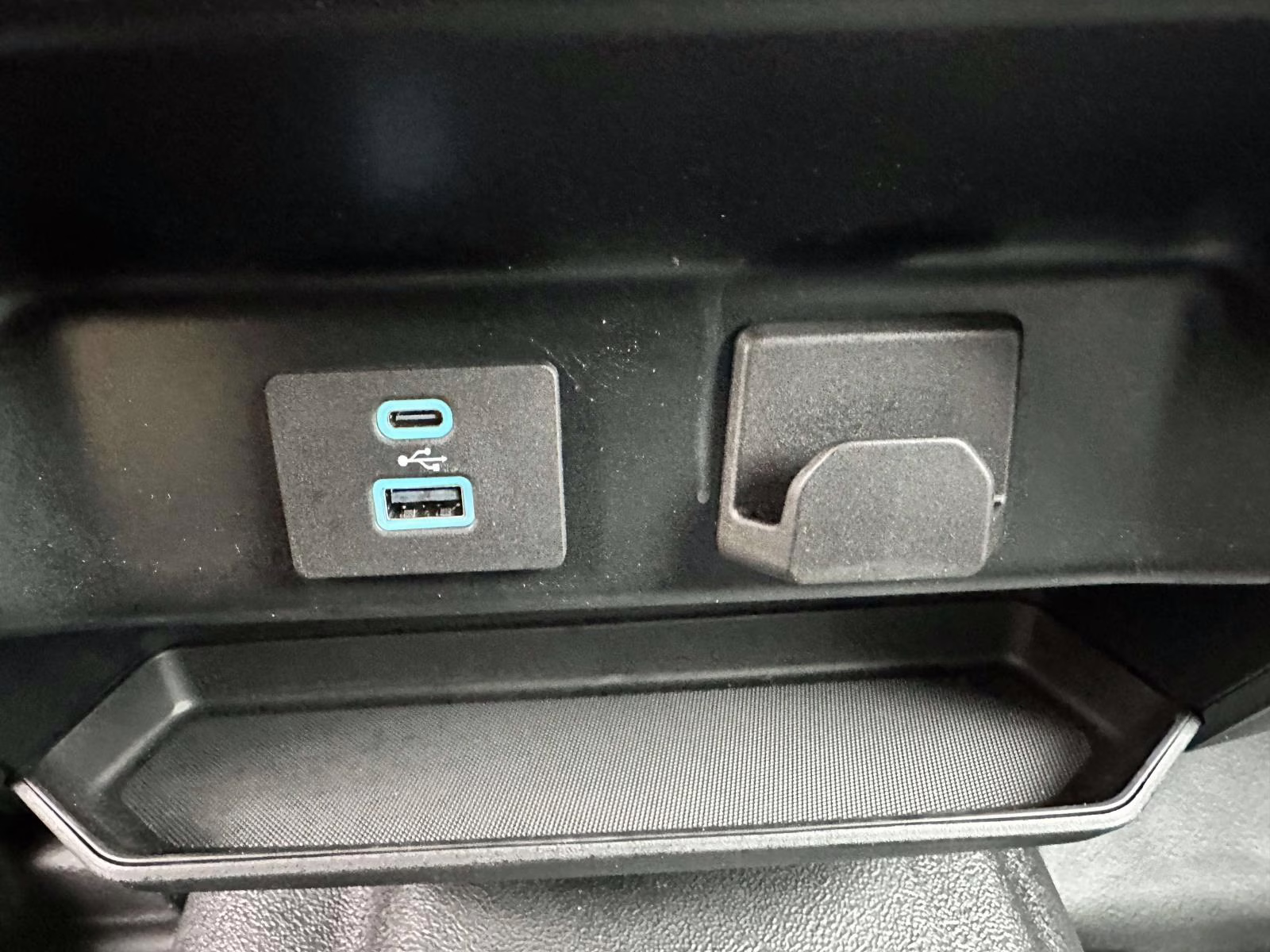 2023 Hot Pepper Red Metallic Tinted Clearcoat Ford F-150 XL 4WD SuperCab 6.5' Box 4X4 Truck