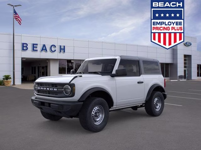 2026 Oxford White Ford Bronco Base 4X4 SUV