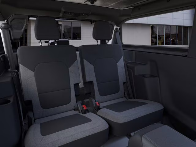 2026 Oxford White Ford Bronco Base 4X4 SUV