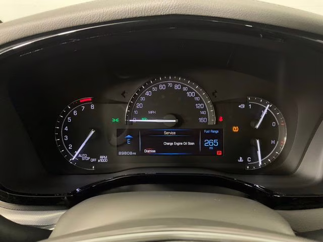 2019 Radiant Silver Metallic Cadillac XT5 Luxury AWD SUV