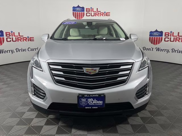 2019 Radiant Silver Metallic Cadillac XT5 Luxury AWD SUV
