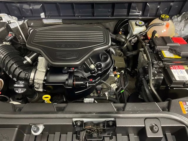 2019 Radiant Silver Metallic Cadillac XT5 Luxury AWD SUV