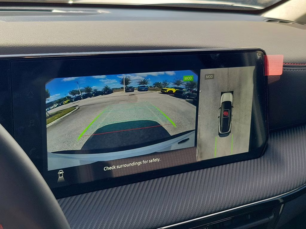 2026 Aspen White Nissan Kicks SR FWD SUV