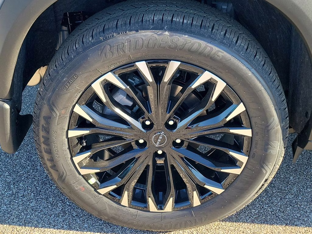 2026 Boulder Gray Pearl Nissan Rogue SV FWD SUV