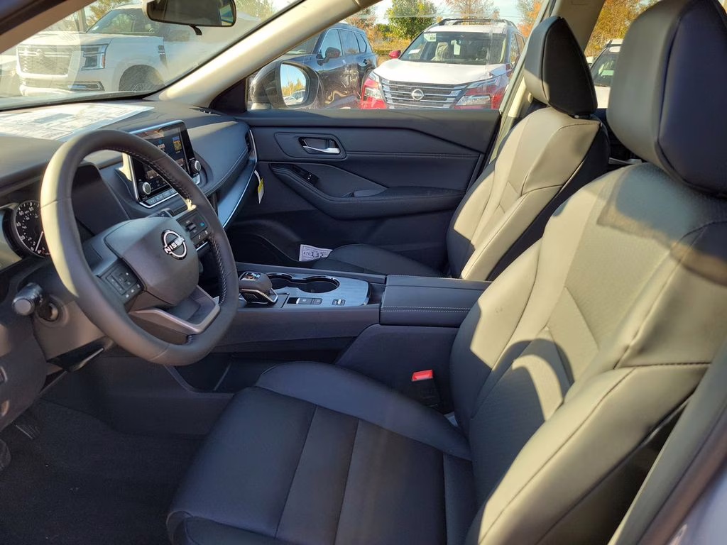 2026 Boulder Gray Pearl Nissan Rogue SV FWD SUV