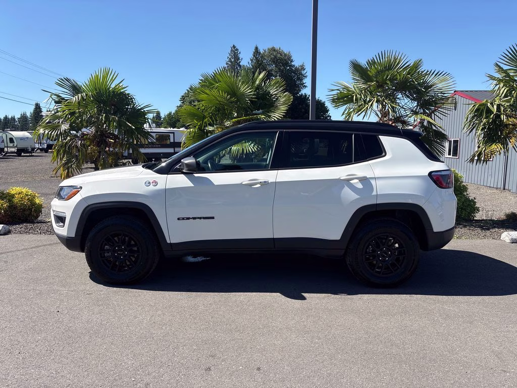 2018 White Clearcoat Jeep Compass Trailhawk 4X4 SUV