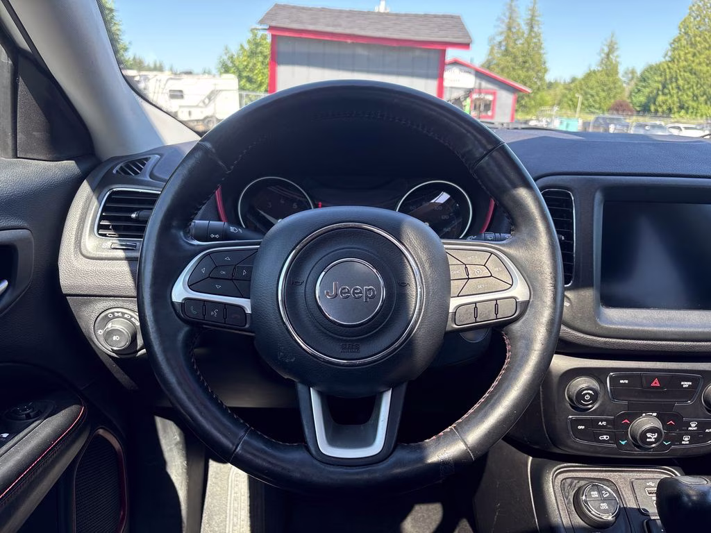 2018 White Clearcoat Jeep Compass Trailhawk 4X4 SUV