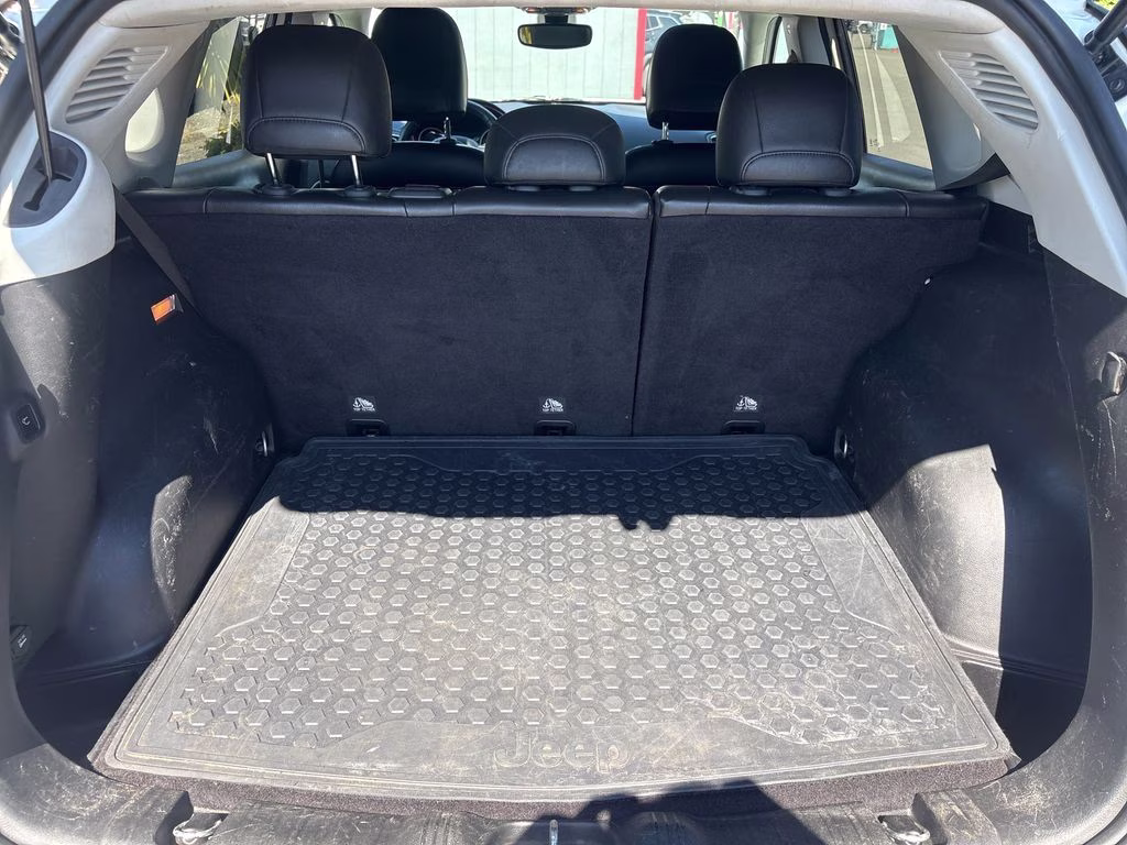 2018 White Clearcoat Jeep Compass Trailhawk 4X4 SUV