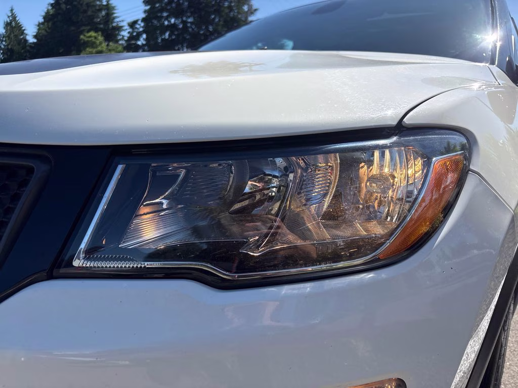 2018 White Clearcoat Jeep Compass Trailhawk 4X4 SUV
