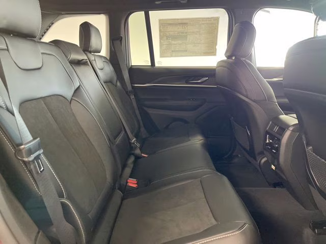 2026 Velvet Red Pearlcoat Jeep Grand Cherokee Laredo Altitude 4X4 SUV