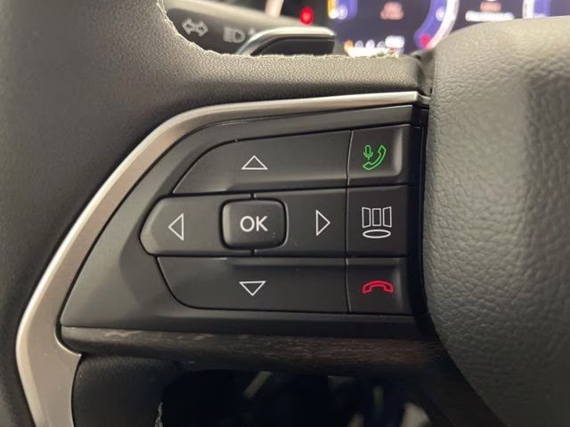 2026 Velvet Red Pearlcoat Jeep Grand Cherokee Laredo Altitude 4X4 SUV